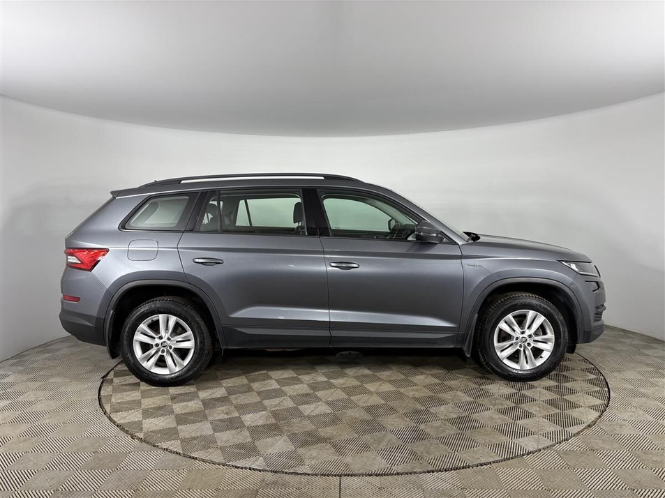 Автомобиль с пробегом SKODA Kodiaq в городе Ярославль ДЦ - Toyota центр Ярославль
