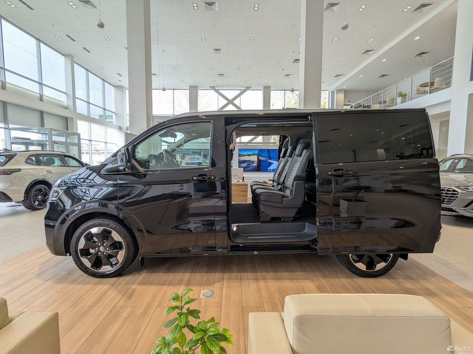 Автомобиль с пробегом Volkswagen Caravelle в городе Нижний Новгород ДЦ - Луидор-Авто