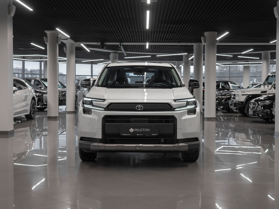 Автомобиль с пробегом Toyota RAV4 в городе Москва ДЦ - PANGO Центр PELETON