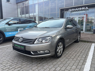 Автомобиль с пробегом Volkswagen Passat 2013 в Череповец