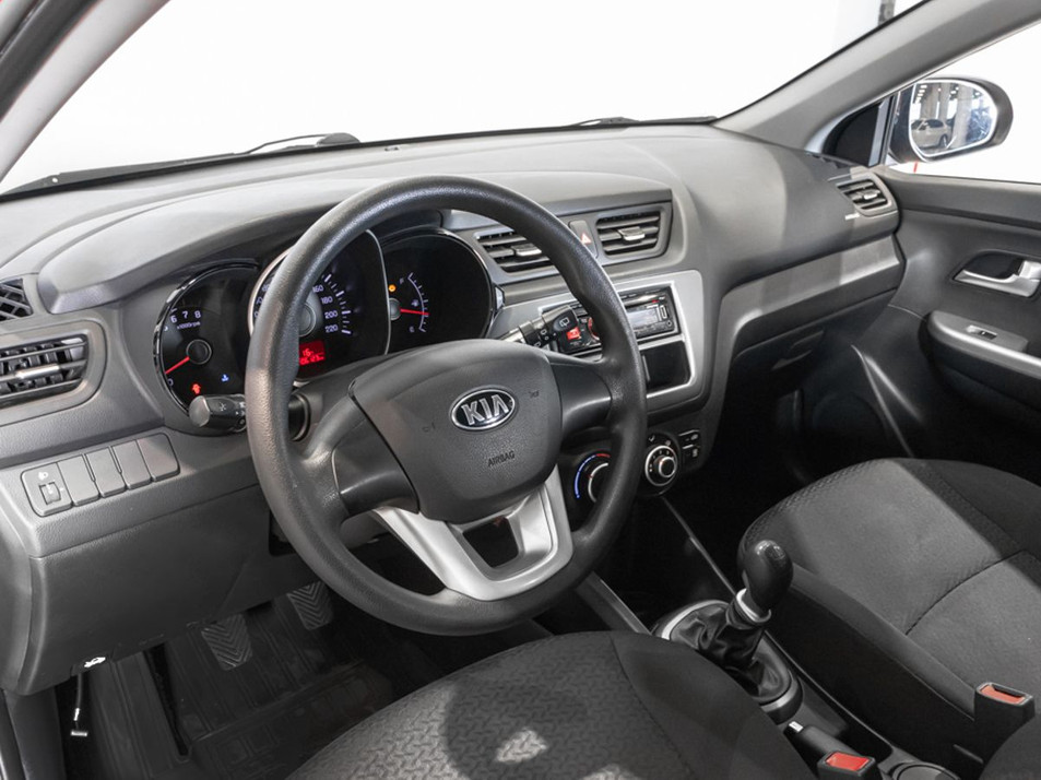 Автомобиль с пробегом Kia Rio в городе Казань ДЦ - КАЭ Сибирский тракт