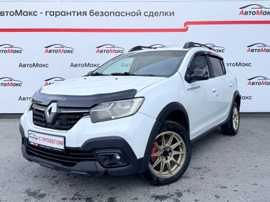 Автомобиль с пробегом Renault Sandero в городе Тюмень ДЦ - Автосалон «АвтоМакс»
