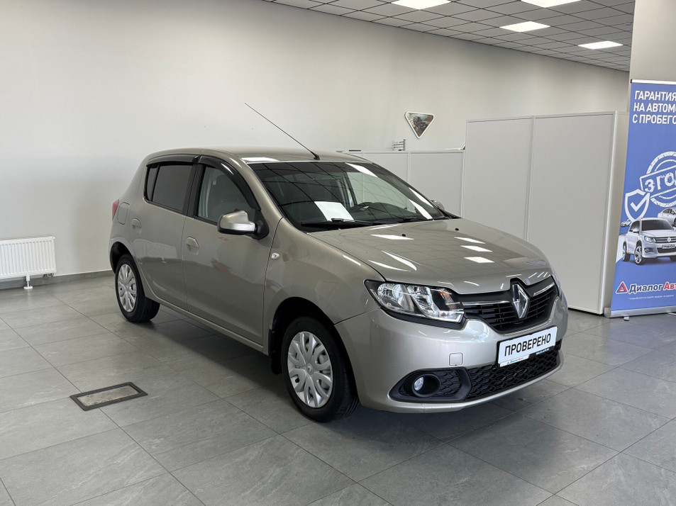 Автомобиль с пробегом Renault Sandero в городе Казань ДЦ - Диалог Авто Камалеева