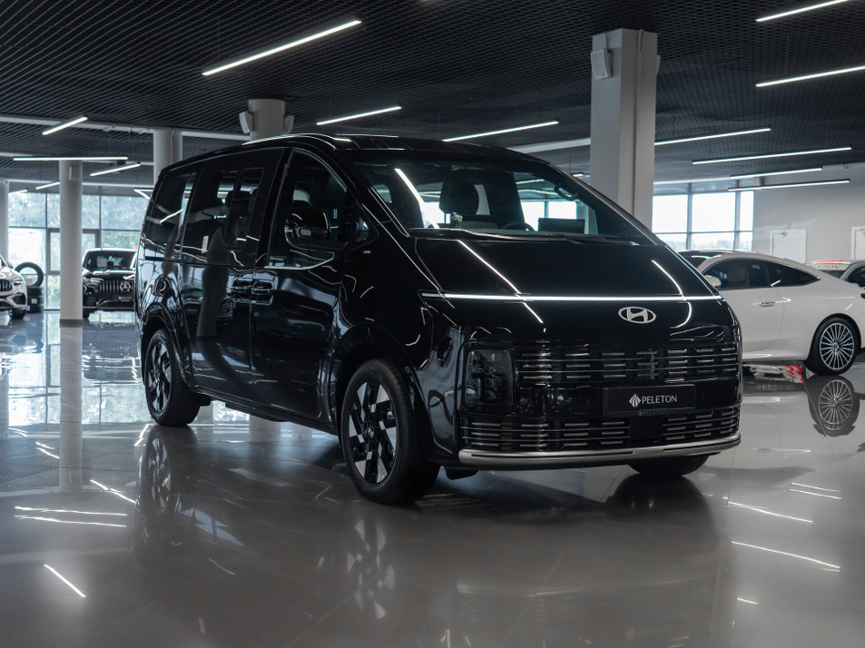 Автомобиль с пробегом Hyundai Staria в городе Москва ДЦ - PELETON ELECTRO