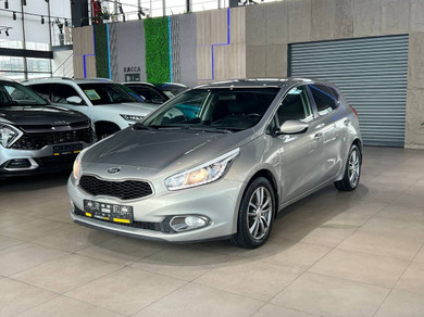 Автомобиль с пробегом Kia Ceed в городе Оренбург ДЦ - Pioner AUTO Trade In Центр Оренбург