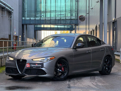Автомобиль с пробегом Alfa Romeo Giulia в городе Санкт-Петербург ДЦ - ОколоОфициалы