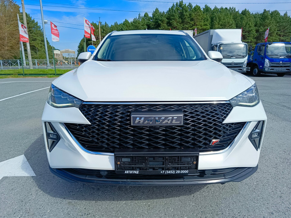 Автомобиль с пробегом Haval F7 в городе Тюмень ДЦ - PANGO Центр Автоград