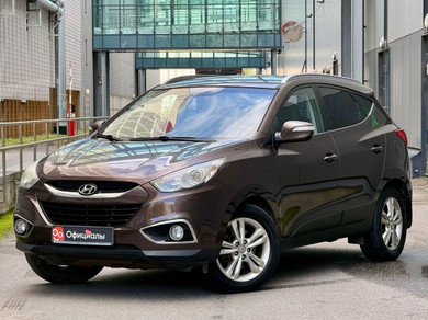 Автомобиль с пробегом Hyundai ix35 в городе Санкт-Петербург ДЦ - ОколоОфициалы