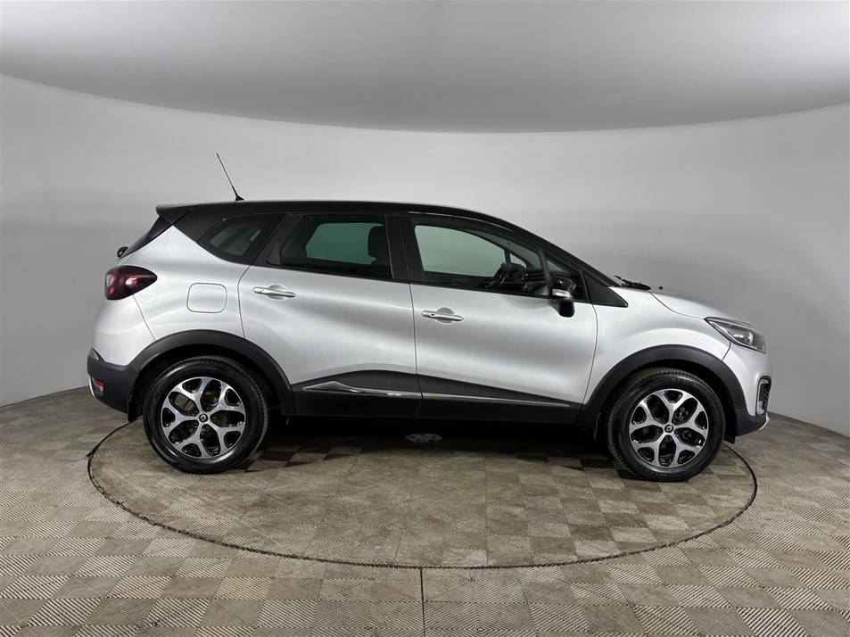 Автомобиль с пробегом Renault Kaptur в городе Ярославль ДЦ - Toyota центр Ярославль