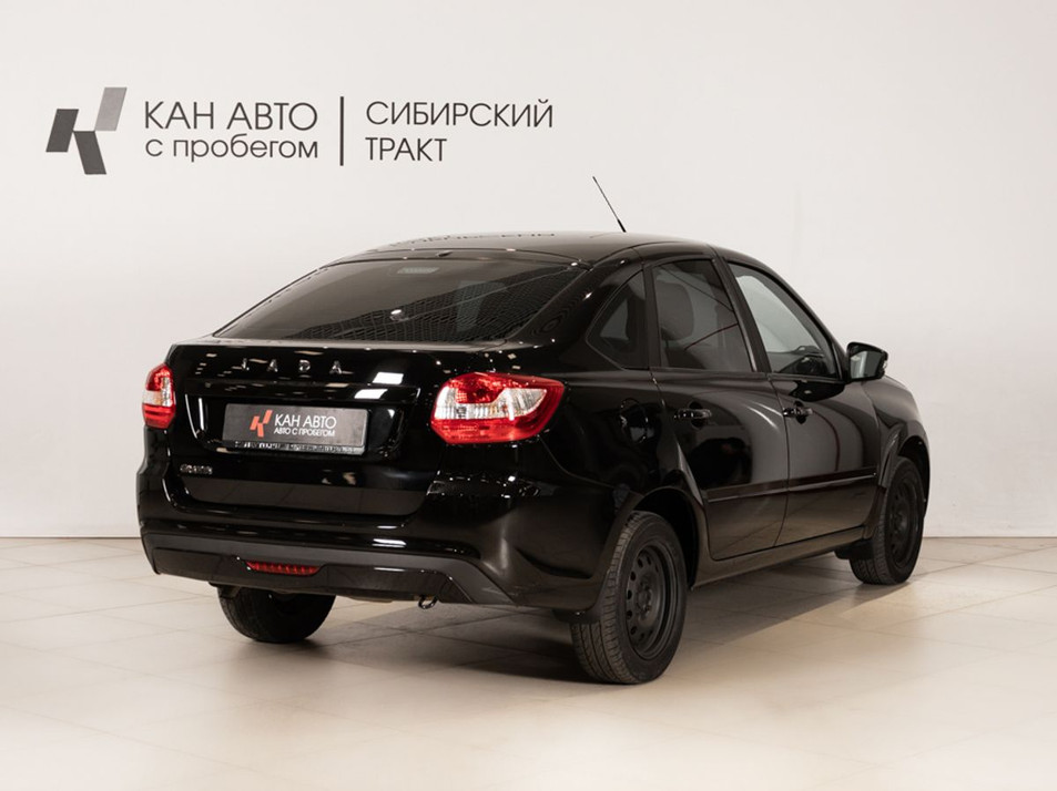 Автомобиль с пробегом LADA Granta в городе Казань ДЦ - КАЭ Сибирский тракт