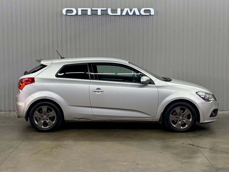 Автомобиль с пробегом Kia Ceed в городе Краснодар ДЦ - PANGO Центр Оптима Кубань