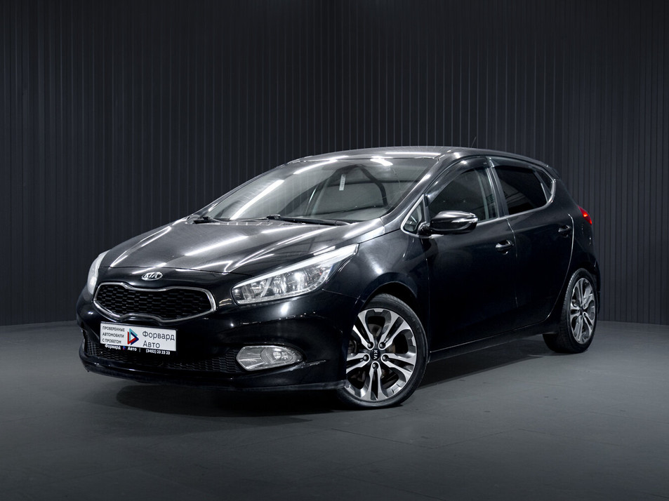Автомобиль с пробегом Kia Ceed в городе Тюмень ДЦ - PANGO Центр Авторитейл Диамант