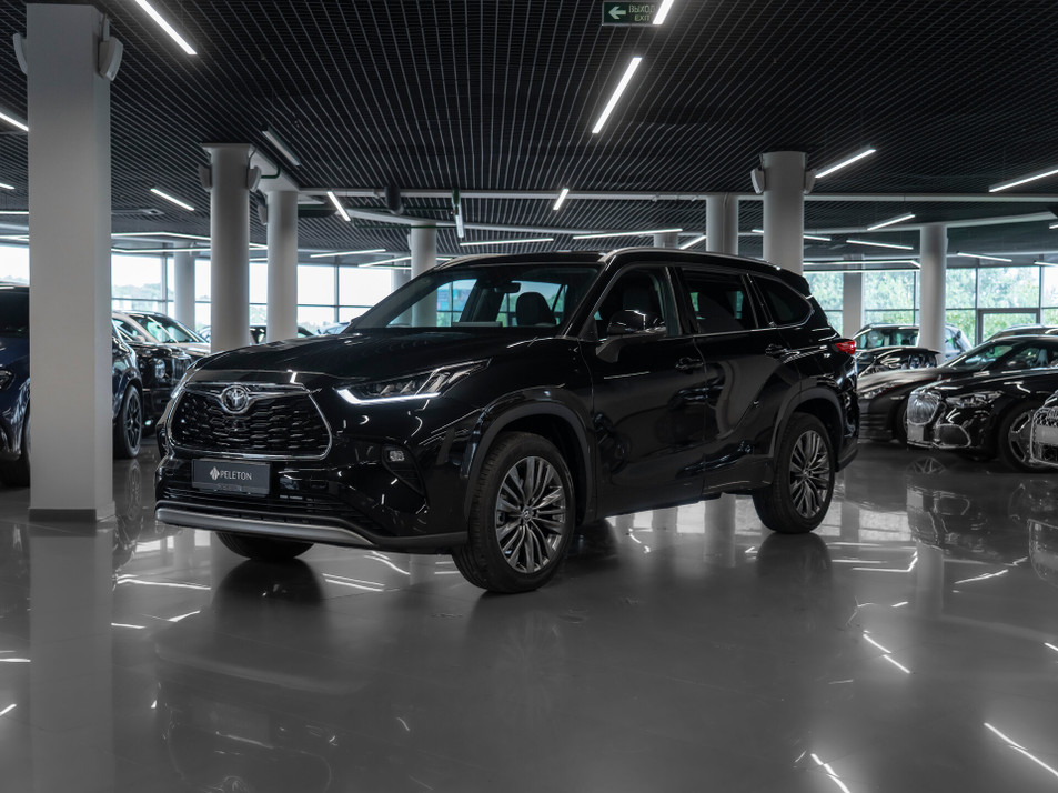 Автомобиль с пробегом Toyota Highlander в городе Москва ДЦ - PANGO Центр PELETON