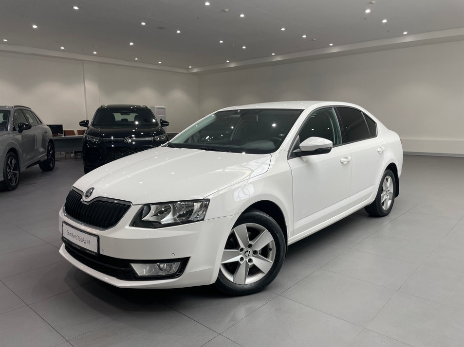 Автомобиль с пробегом SKODA Octavia в городе Москва ДЦ - PANGO Центр БалтАвтоТрейд - М