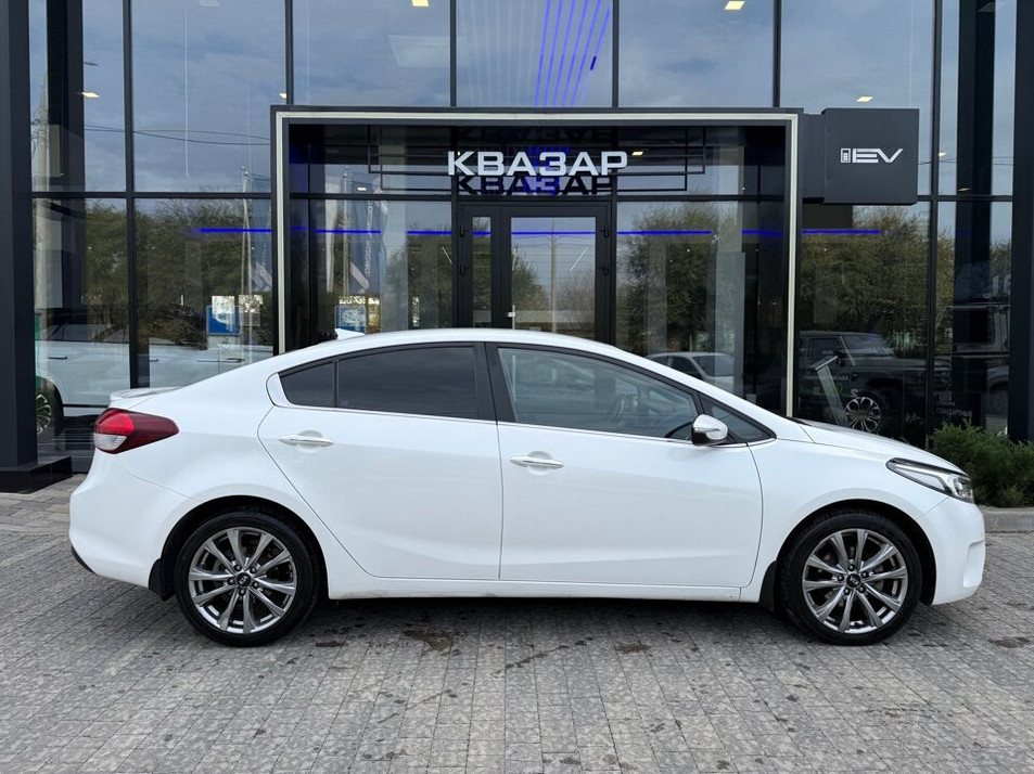 Автомобиль с пробегом Kia Cerato в городе Краснодар ДЦ - Квазар Краснодар Пробег