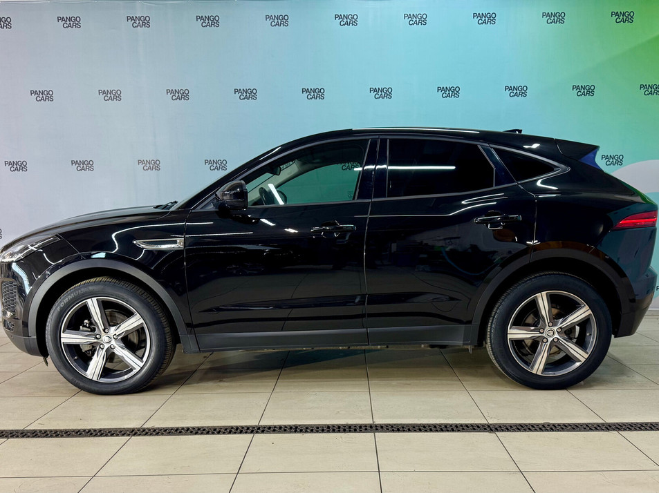 Автомобиль с пробегом Jaguar E-Pace в городе Набережные Челны ДЦ - PANGO Центр Герман Авто Набережные Челны