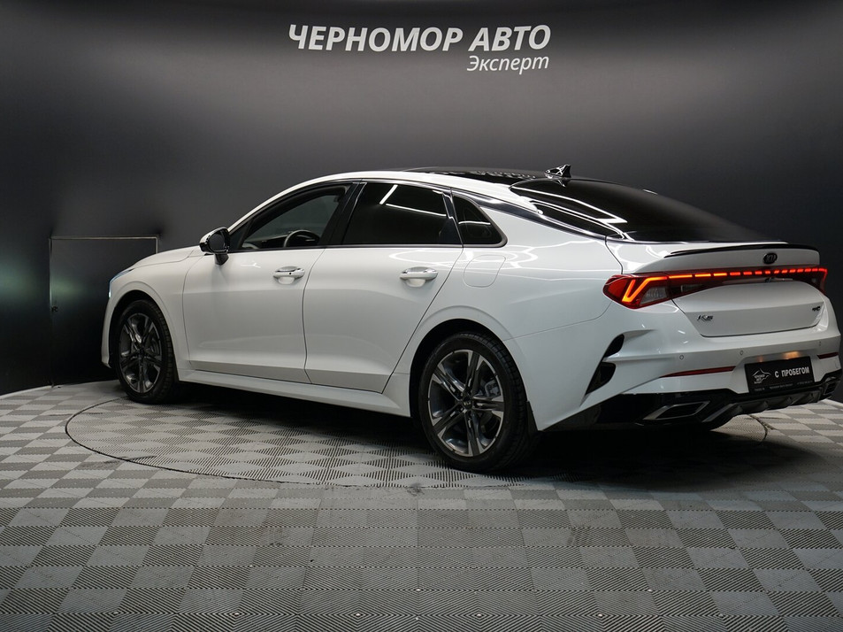 Автомобиль с пробегом Kia K5 в городе Симферополь ДЦ - Черномор
