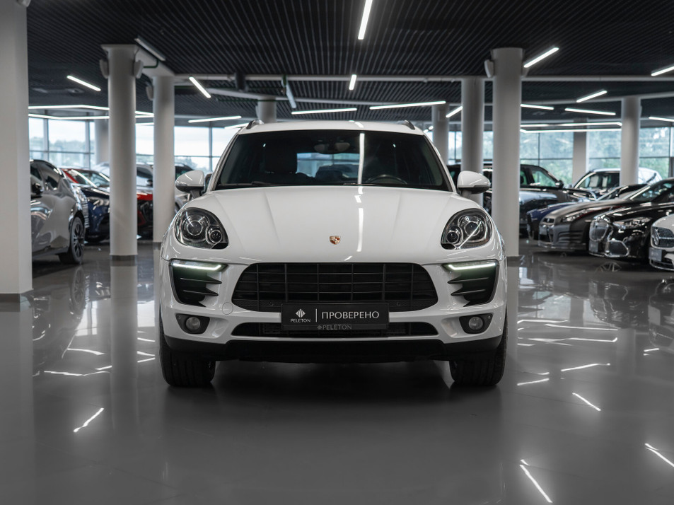 Автомобиль с пробегом Porsche Macan в городе Москва ДЦ - PANGO Центр PELETON