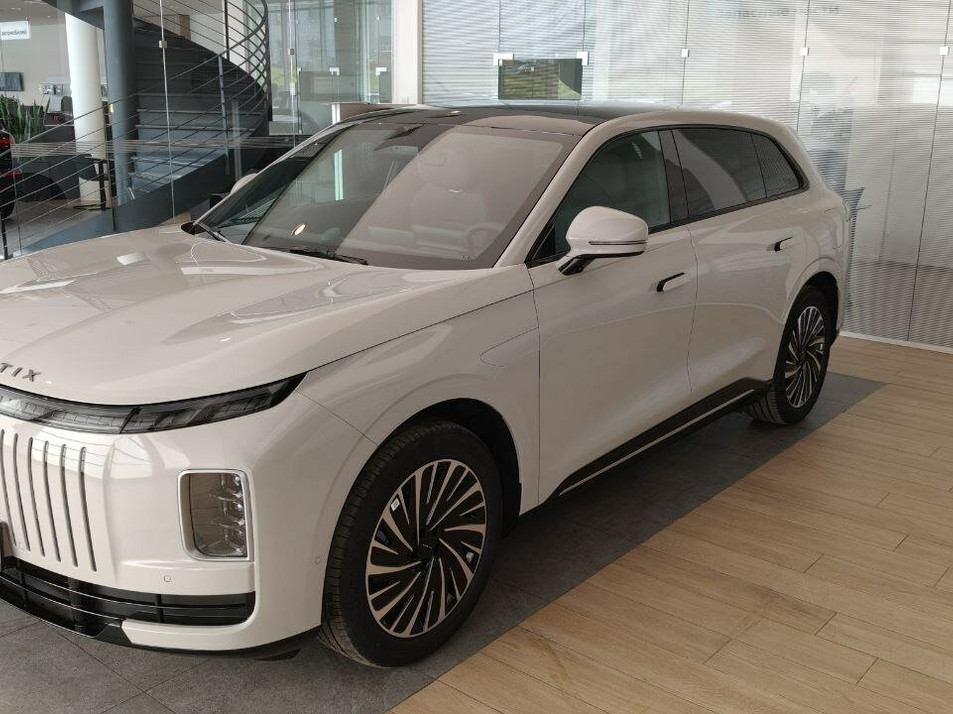 Новый автомобиль ESTEO EXLANTIX ET Топ / Top (2025) в городе Санкт-Петербург ДЦ - Exeed Автодом Стачек NEW