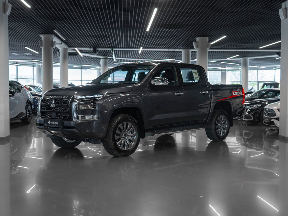 Автомобиль с пробегом Mitsubishi L200 в городе Москва ДЦ - ОПНА пробег