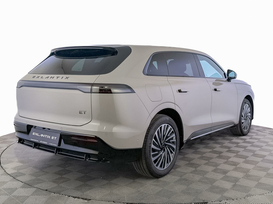 Новый автомобиль ESTEO EXLANTIX ET Топ / Top в городе Москва ДЦ - Esteo ЦЕНТР Новая Рига НА