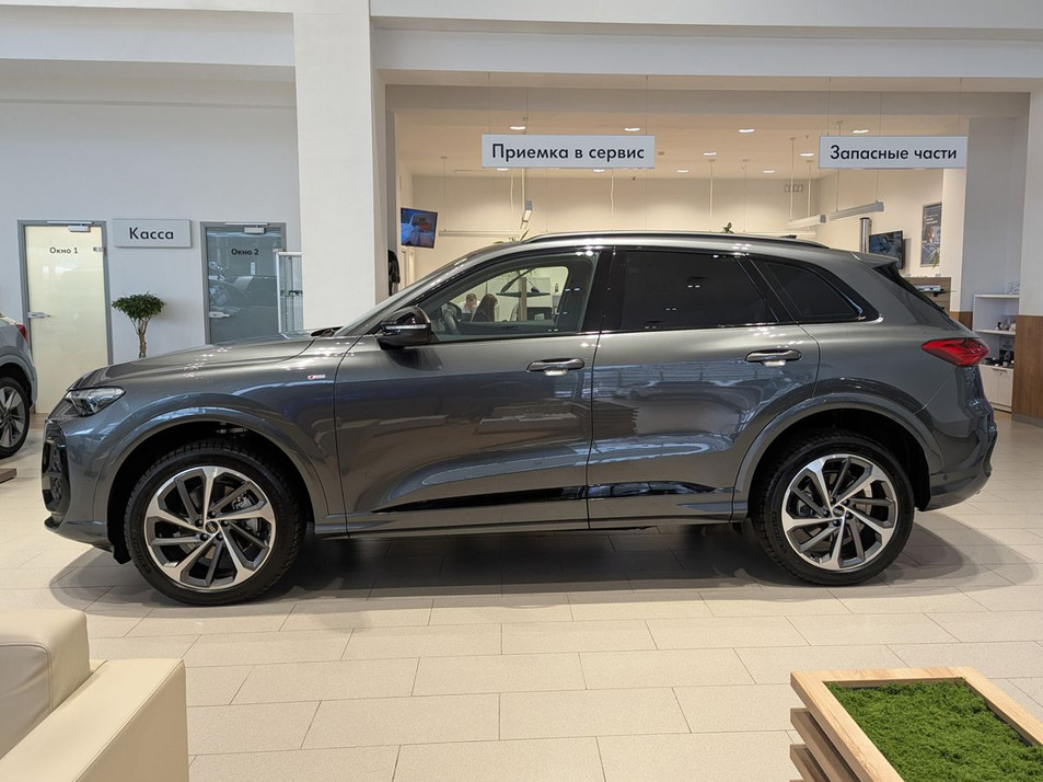 Автомобиль с пробегом Audi Q5 в городе Нижний Новгород ДЦ - Луидор-Авто