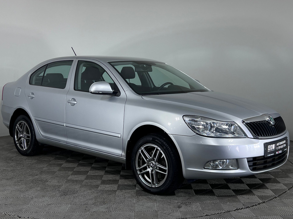 Автомобиль с пробегом SKODA Octavia в городе Ростов-на-Дону ДЦ - PANGO Центр Театральный