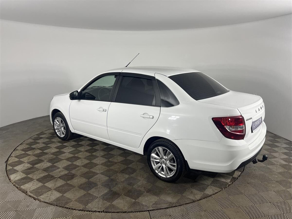 Автомобиль с пробегом LADA Granta в городе Ярославль ДЦ - Toyota центр Ярославль