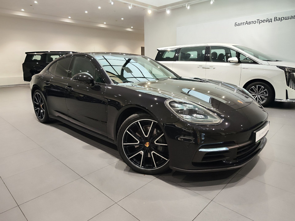 Автомобиль с пробегом Porsche Panamera в городе Москва ДЦ - PANGO Центр БалтАвтоТрейд - М