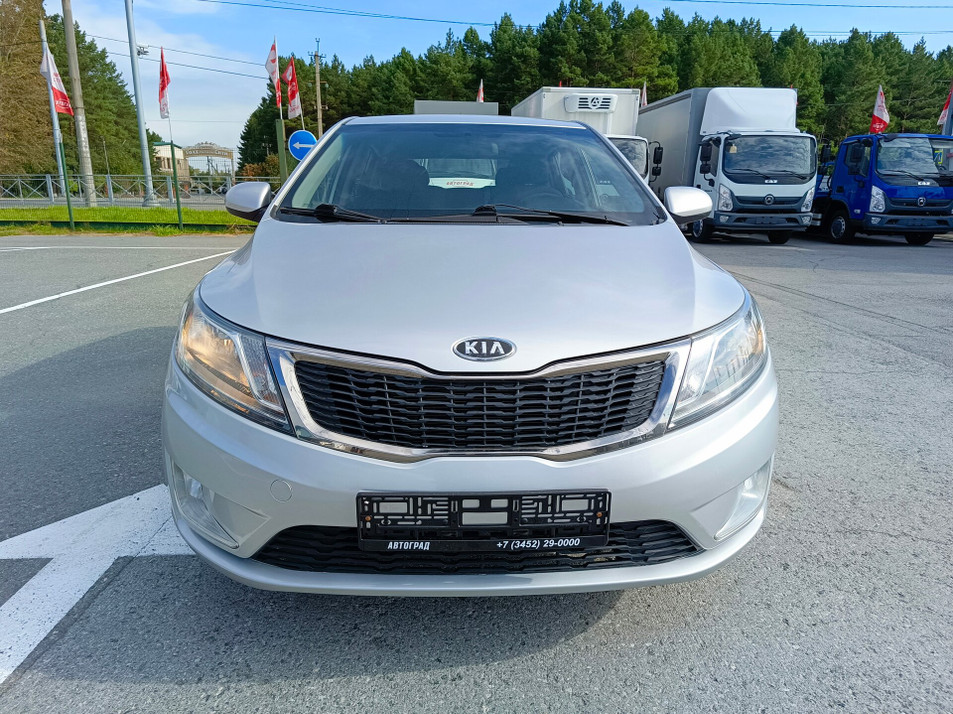 Автомобиль с пробегом Kia Rio в городе Тюмень ДЦ - PANGO Центр Автоград