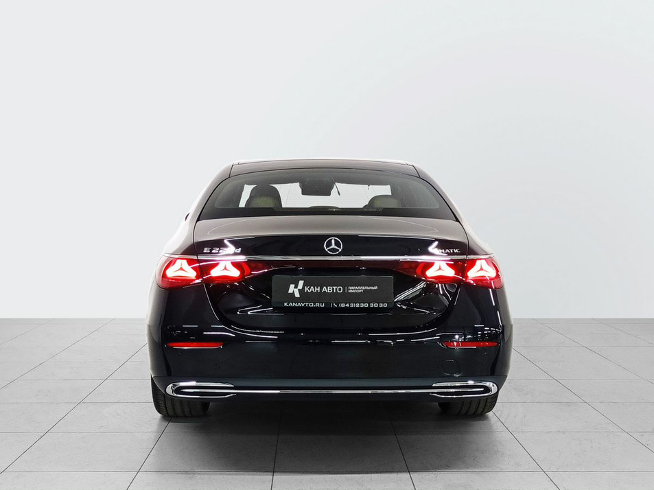 Автомобиль с пробегом Mercedes‑Benz E-Класс в городе Казань ДЦ - КАЭ Mercedes-Benz