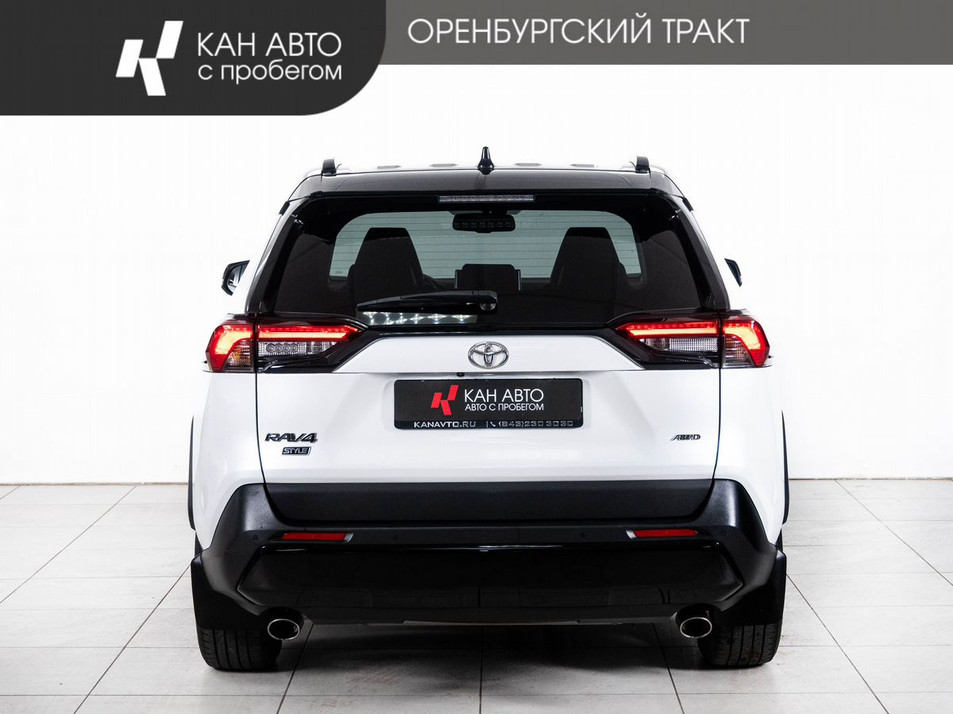 Автомобиль с пробегом Toyota RAV4 в городе Казань ДЦ - КАЭ Оренбургский тракт