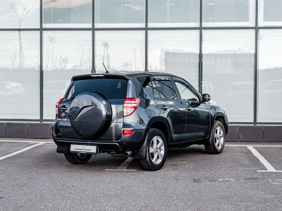 Автомобиль с пробегом Toyota RAV4 в городе Магнитогорск ДЦ - СИЛЬВЕР.SELECT 113