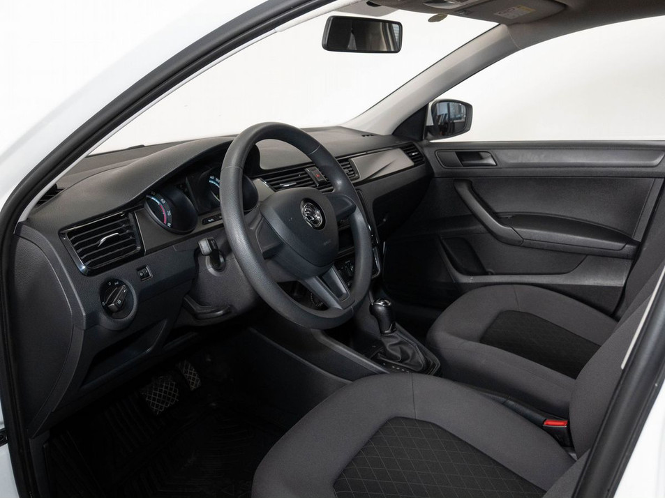 Автомобиль с пробегом SKODA Rapid в городе Казань ДЦ - КАЭ Оренбургский тракт
