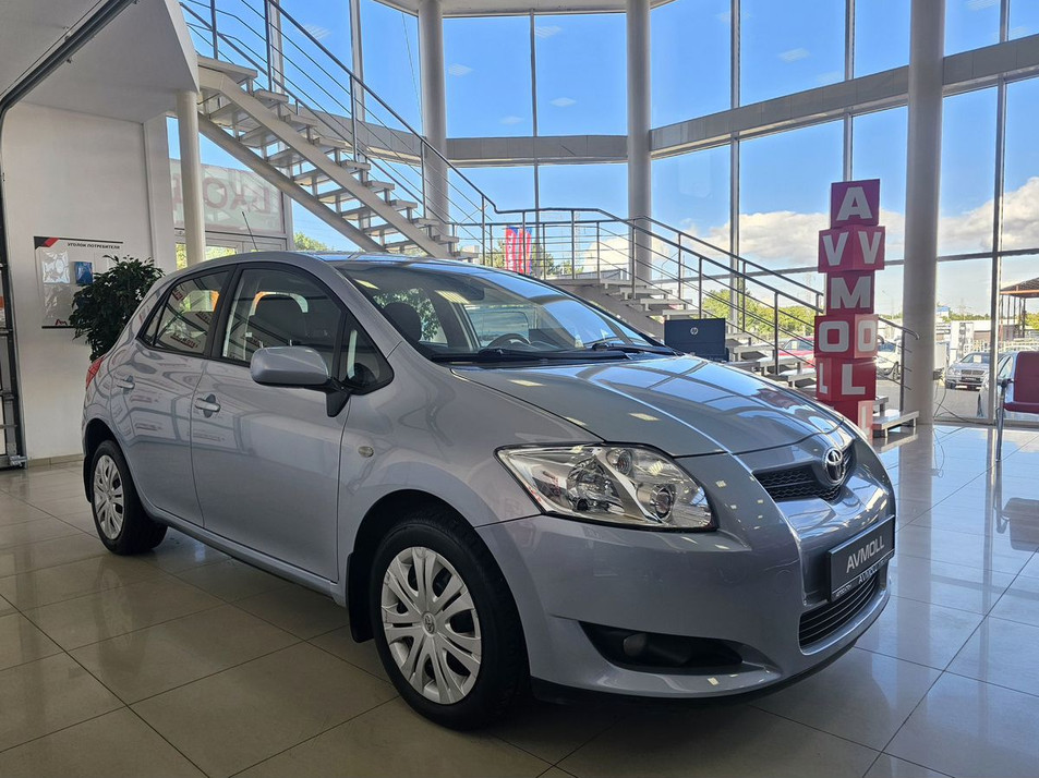 Автомобиль с пробегом Toyota Auris в городе Минеральные Воды ДЦ - Автомолл МинВоды