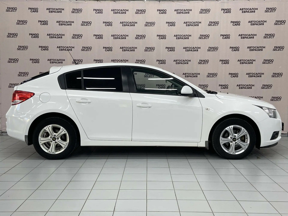 Автомобиль с пробегом Chevrolet Cruze в городе Оренбург ДЦ - PANGO Центр Евразия
