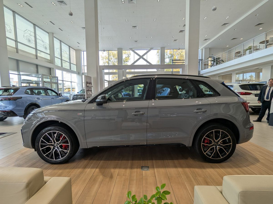 Автомобиль с пробегом Audi Q5 в городе Нижний Новгород ДЦ - Луидор-Авто