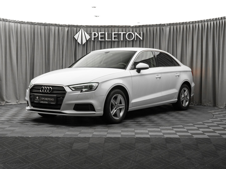 Автомобиль с пробегом Audi A3 в городе Москва ДЦ - PANGO Центр PELETON