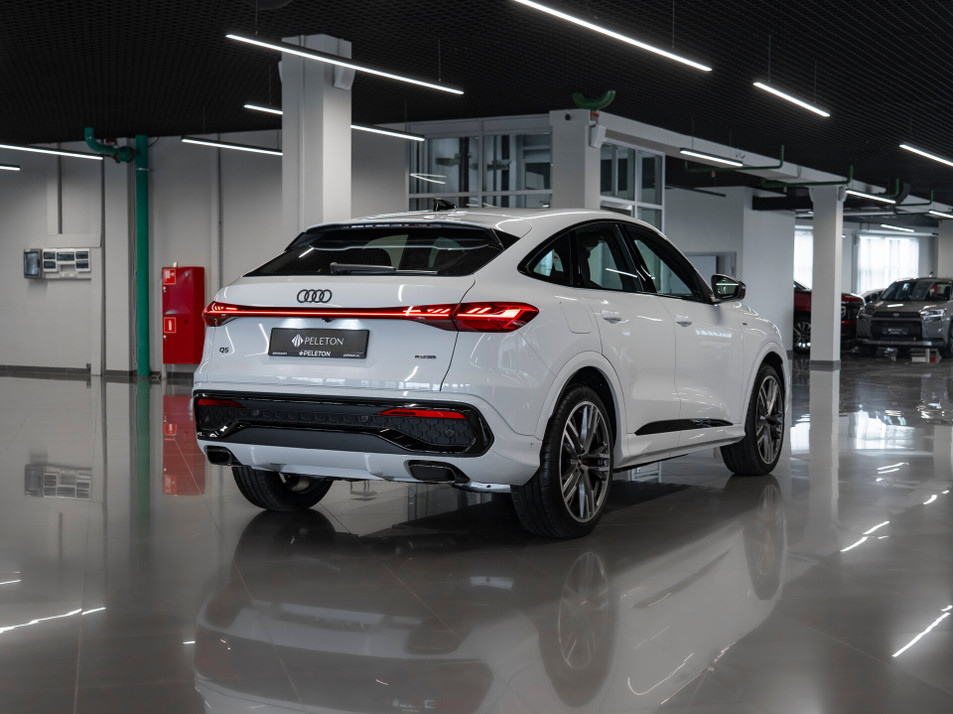 Автомобиль с пробегом Audi Q5 Sportback в городе Москва ДЦ - PELETON ELECTRO