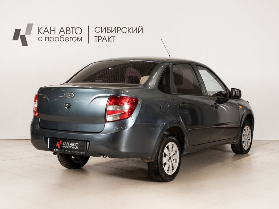 Автомобиль с пробегом LADA Granta в городе Казань ДЦ - КАЭ Сибирский тракт
