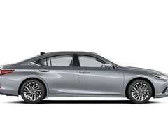 Новый автомобиль Lexus ES