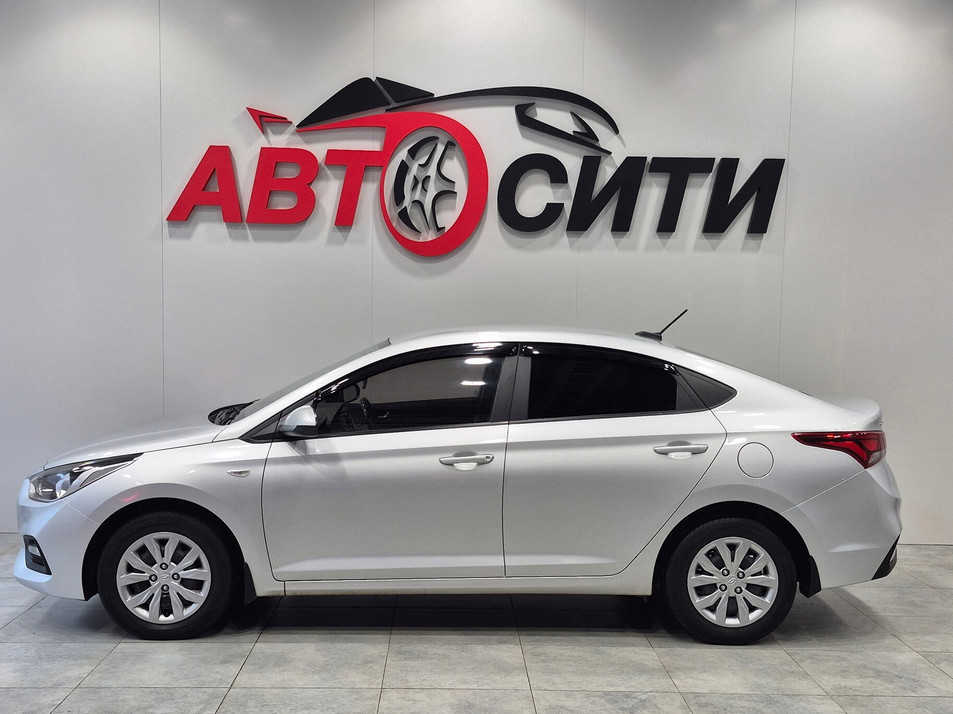 Автомобиль с пробегом Hyundai Solaris в городе Воронеж ДЦ - ЧЕРИ ЦЕНТР АВТО СИТИ ЮГО-ЗАПАД