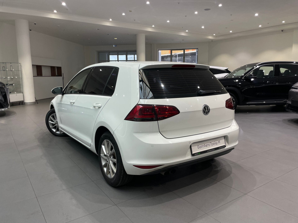 Автомобиль с пробегом Volkswagen Golf в городе Москва ДЦ - PANGO Центр БалтАвтоТрейд - М