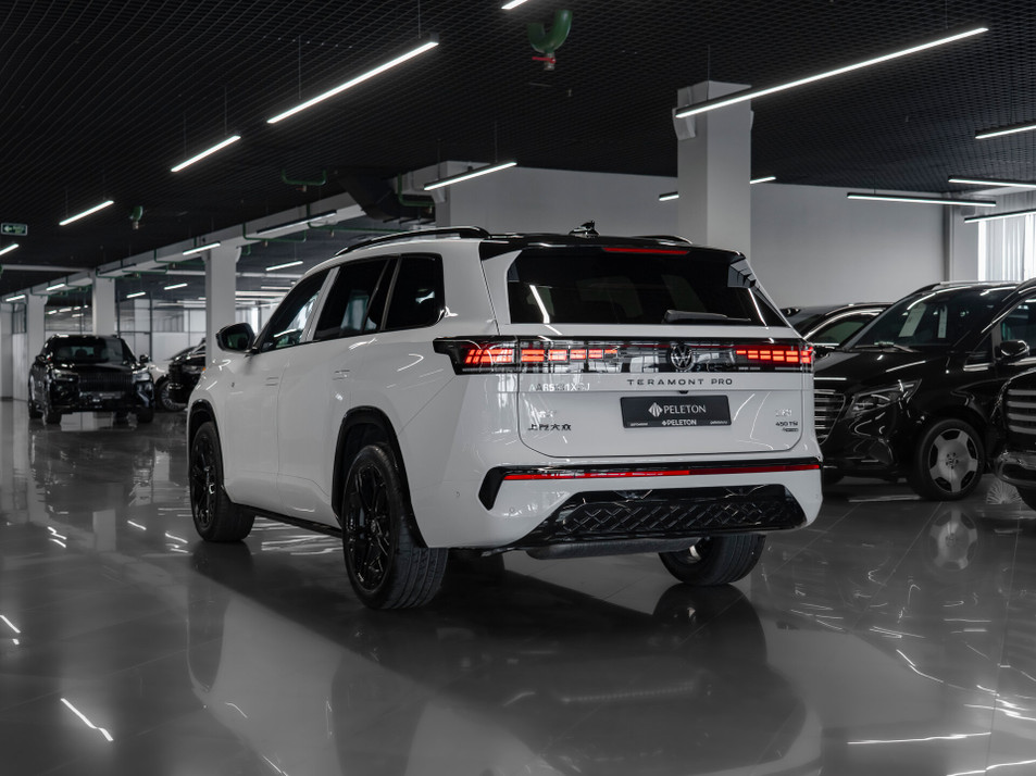 Автомобиль с пробегом Volkswagen Teramont в городе Москва ДЦ - PANGO Центр PELETON