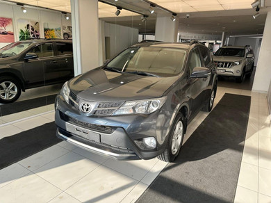 Автомобиль с пробегом Toyota RAV4 в городе Екатеринбург ДЦ - Лексус - Екатеринбург