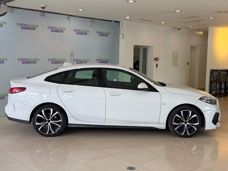 Автомобиль с пробегом BMW 2 серии в городе Москва ДЦ - PANGO Центр Ситидрайв Мск