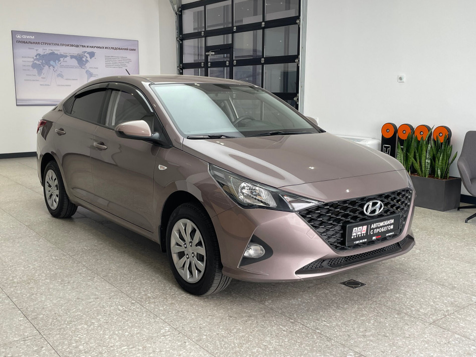 Автомобиль с пробегом Hyundai Solaris в городе Краснодар ДЦ - ААА Моторс Краснодар