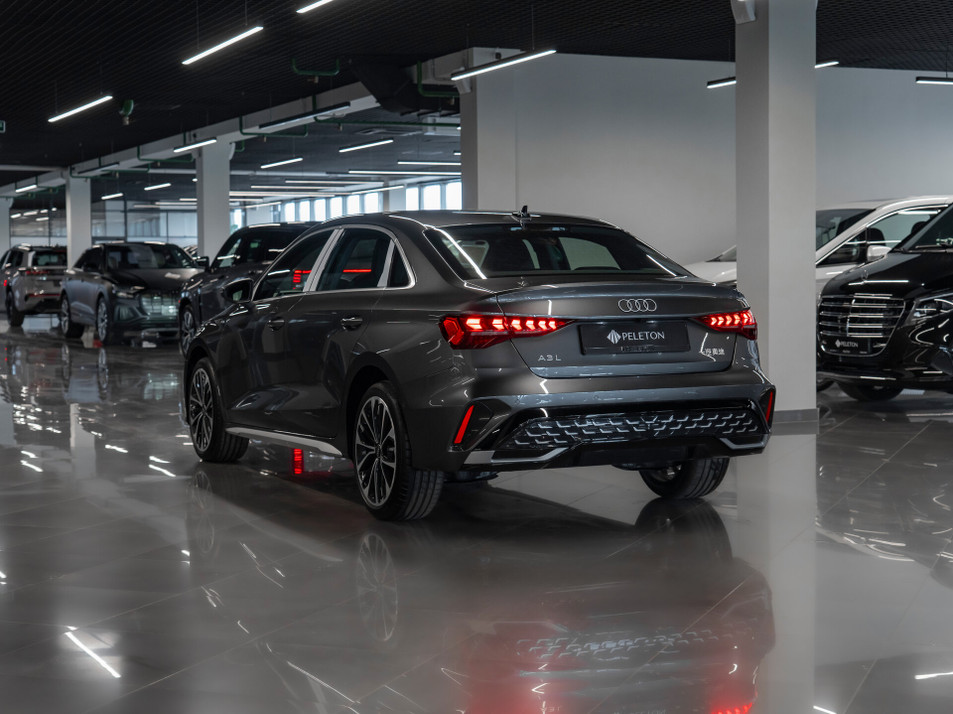 Автомобиль с пробегом Audi A3 в городе Москва ДЦ - ОПНА пробег