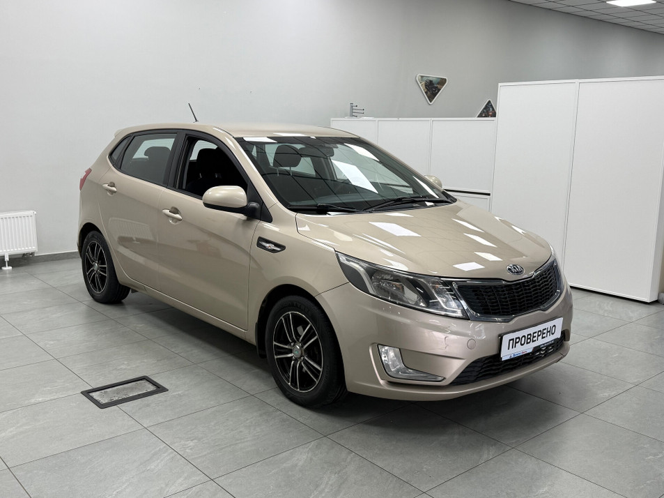Автомобиль с пробегом Kia Rio в городе Казань ДЦ - Диалог Авто Камалеева