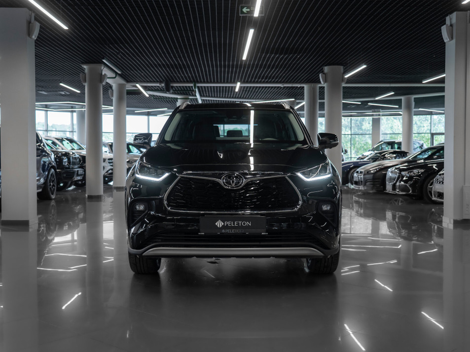 Автомобиль с пробегом Toyota Highlander в городе Москва ДЦ - PANGO Центр PELETON